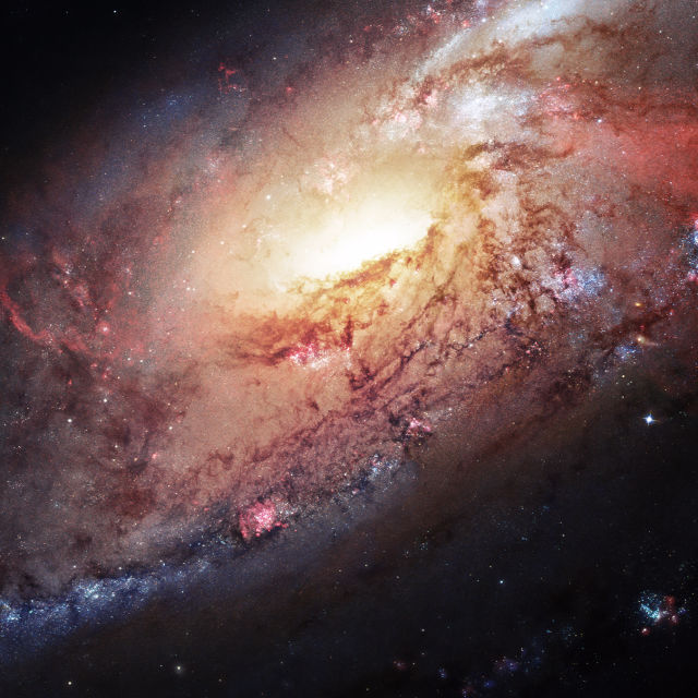 Kosmiczna podróż z teleskopem Hubble’a